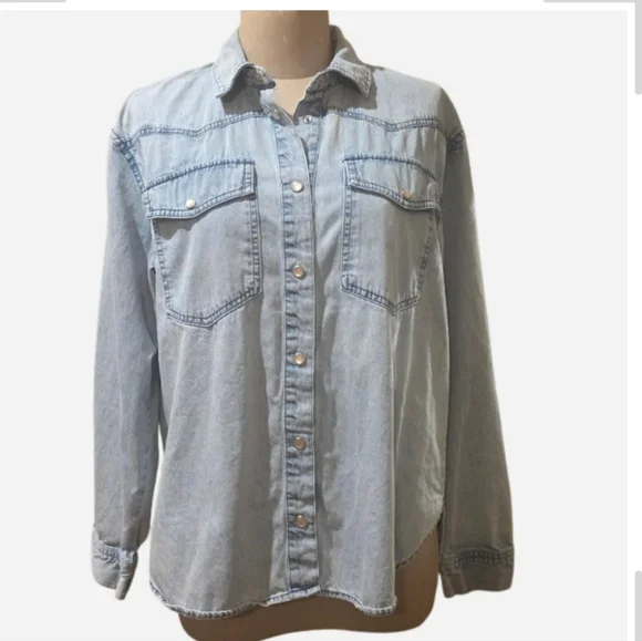 Jane & Delancey Light Wash Denim Button(snap)-Up Shirt. Sz Small. - Picture 1 of 8